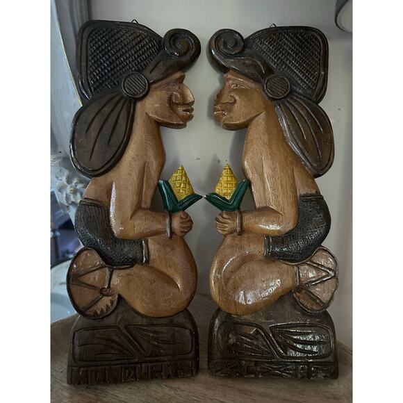 2 Vintage Hand Carved Wood Wall Hanging set Honduras  folk art figures plaques - Picture 3 of 14